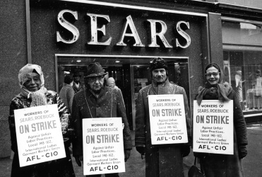 Sears workers on strike 1967