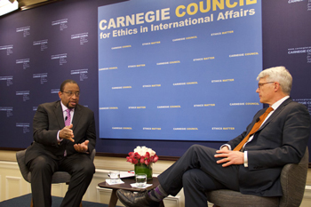 Randall Pinkston interviews Scott Sagan (Stanford University) for the Carnegie Council for International Affairs’ Global Ethics Forum TV program. The episode will air in late summer 2017.