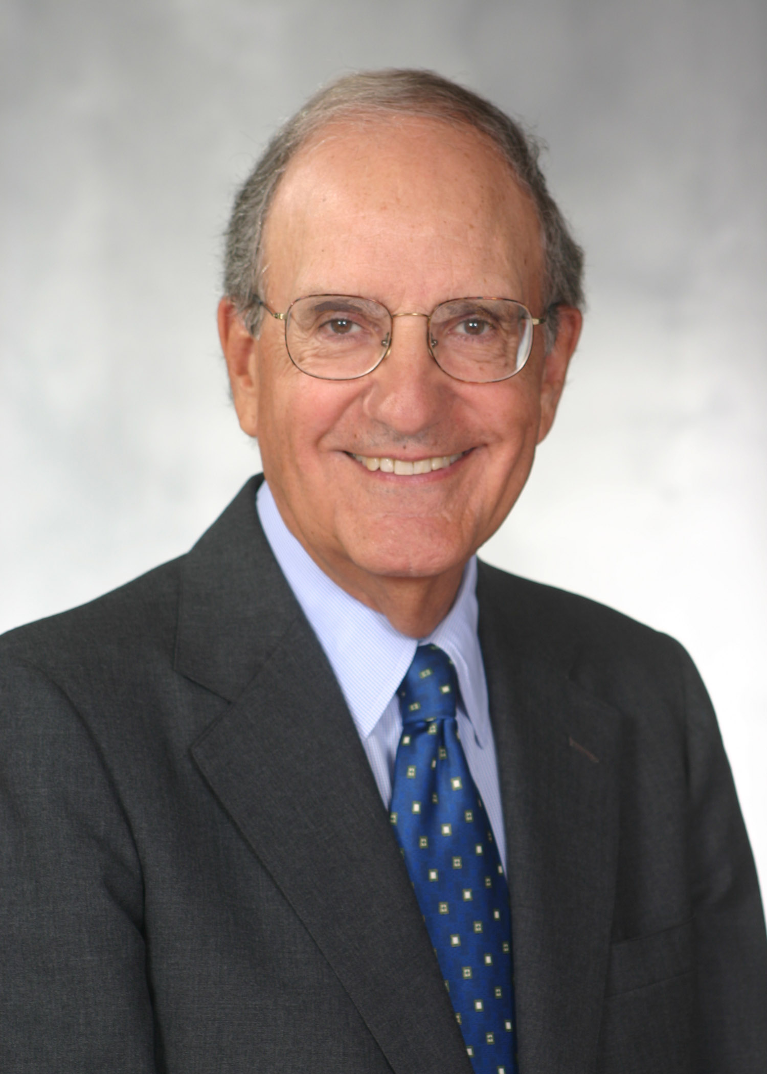 George Mitchell | American Academy of Arts and Sciences