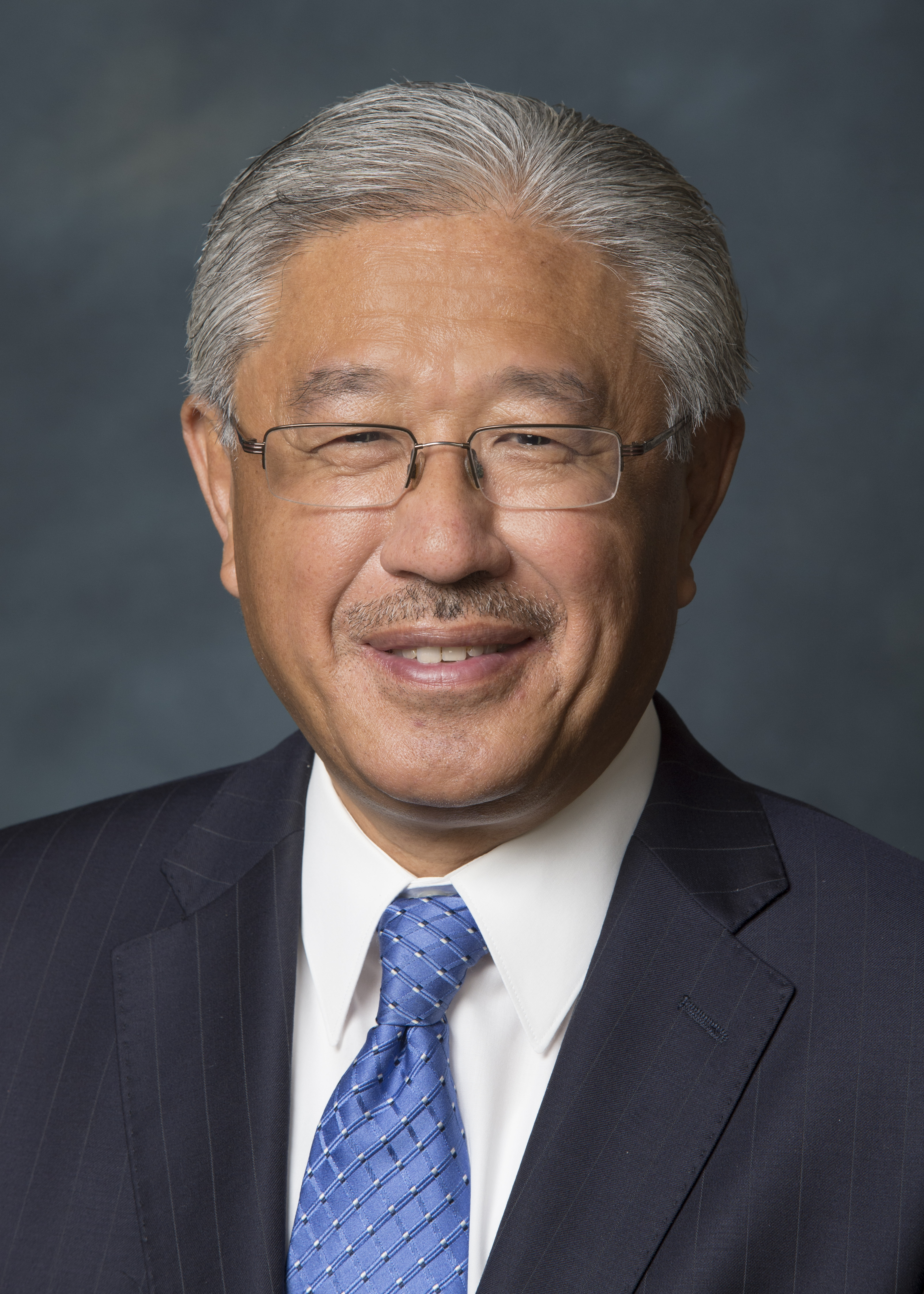 victor dzau net worth