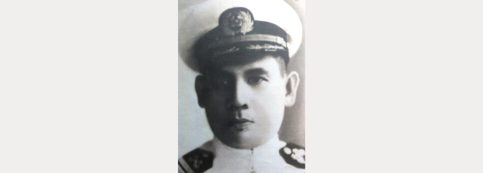 Mariner_B&W.jpg Young and handsome Filipino mariner