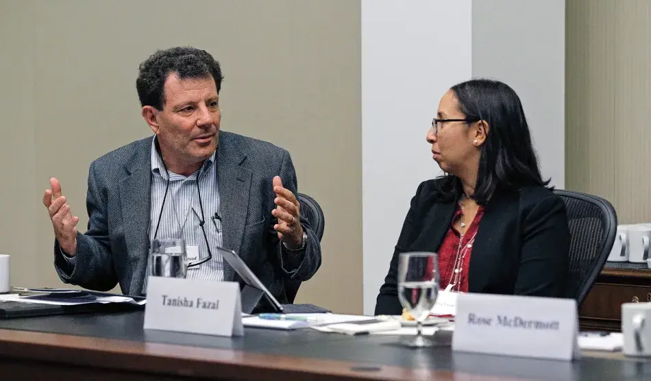 _DSCF6756.jpg Nicholas Kristof (The New York Times) and Tanisha Fazal (University of Minnesota)
