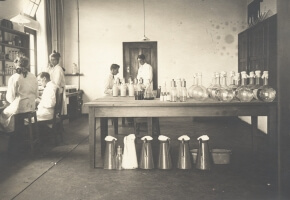 The South African Institute for Medical Research, Laboratory No. 15, Vaccine department.